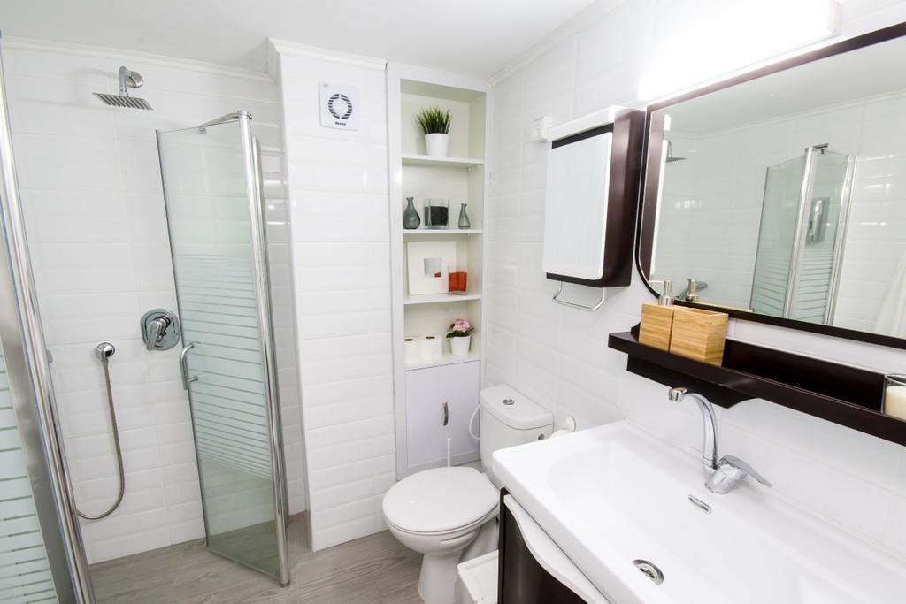 Ha-Aliya Sea View Apartment นาฮารียา ภายนอก รูปภาพ
