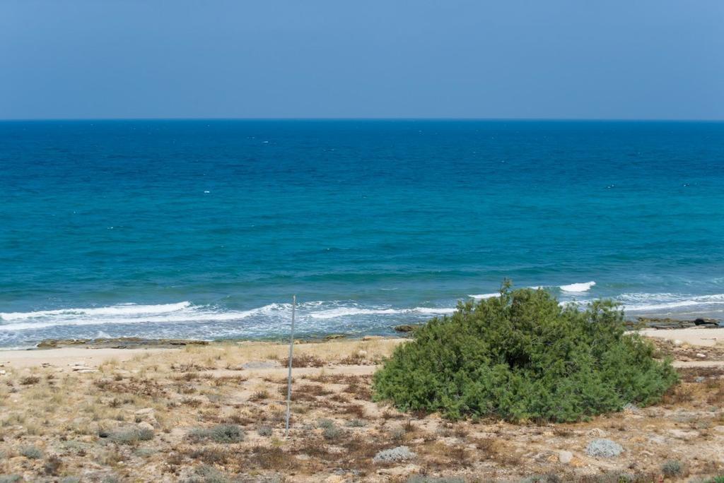 Ha-Aliya Sea View Apartment นาฮารียา ภายนอก รูปภาพ